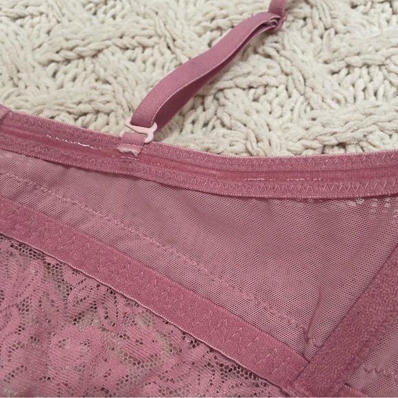 Aerie Lace medium padded Bra size 32B - Picture 11 of 13